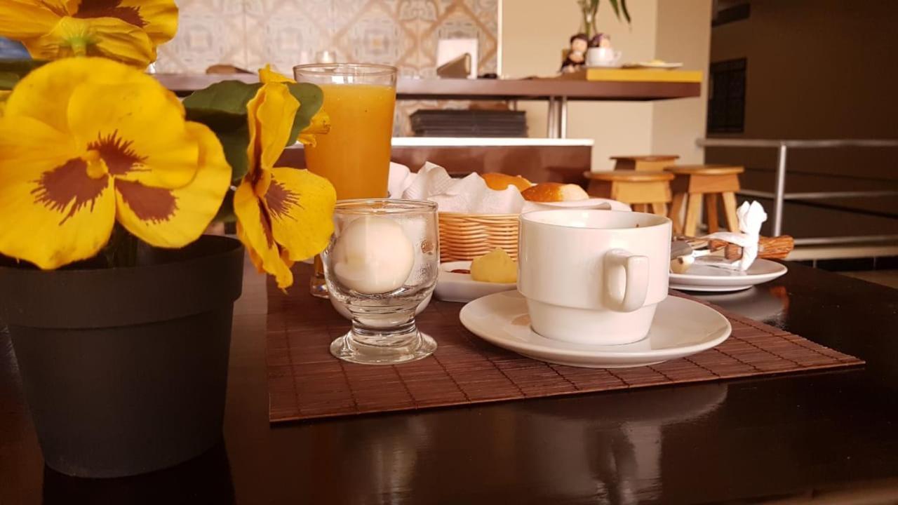 Jer'S Hostal Тумбес Экстерьер фото